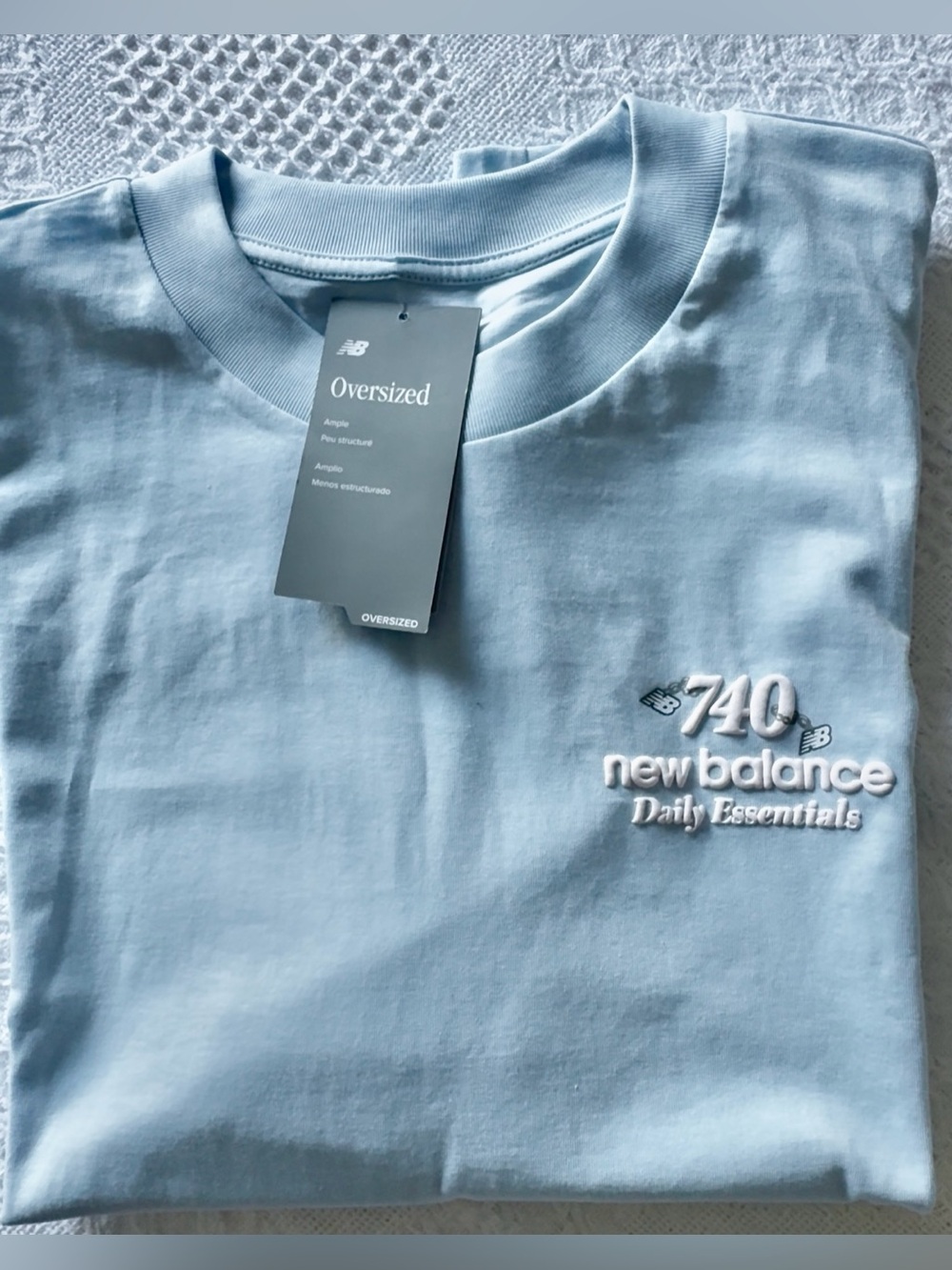 New Balance 740 Daily Essentials Oversized T-Shirt – light blue